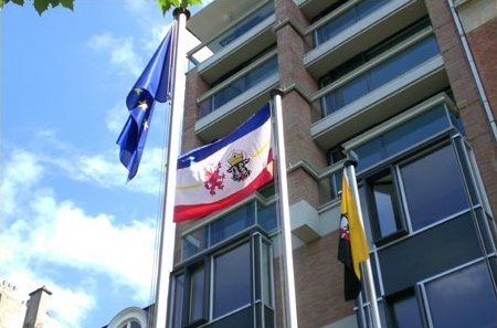 Das Bild zeigt das Gebäude des Informationsbüros in Brüssel